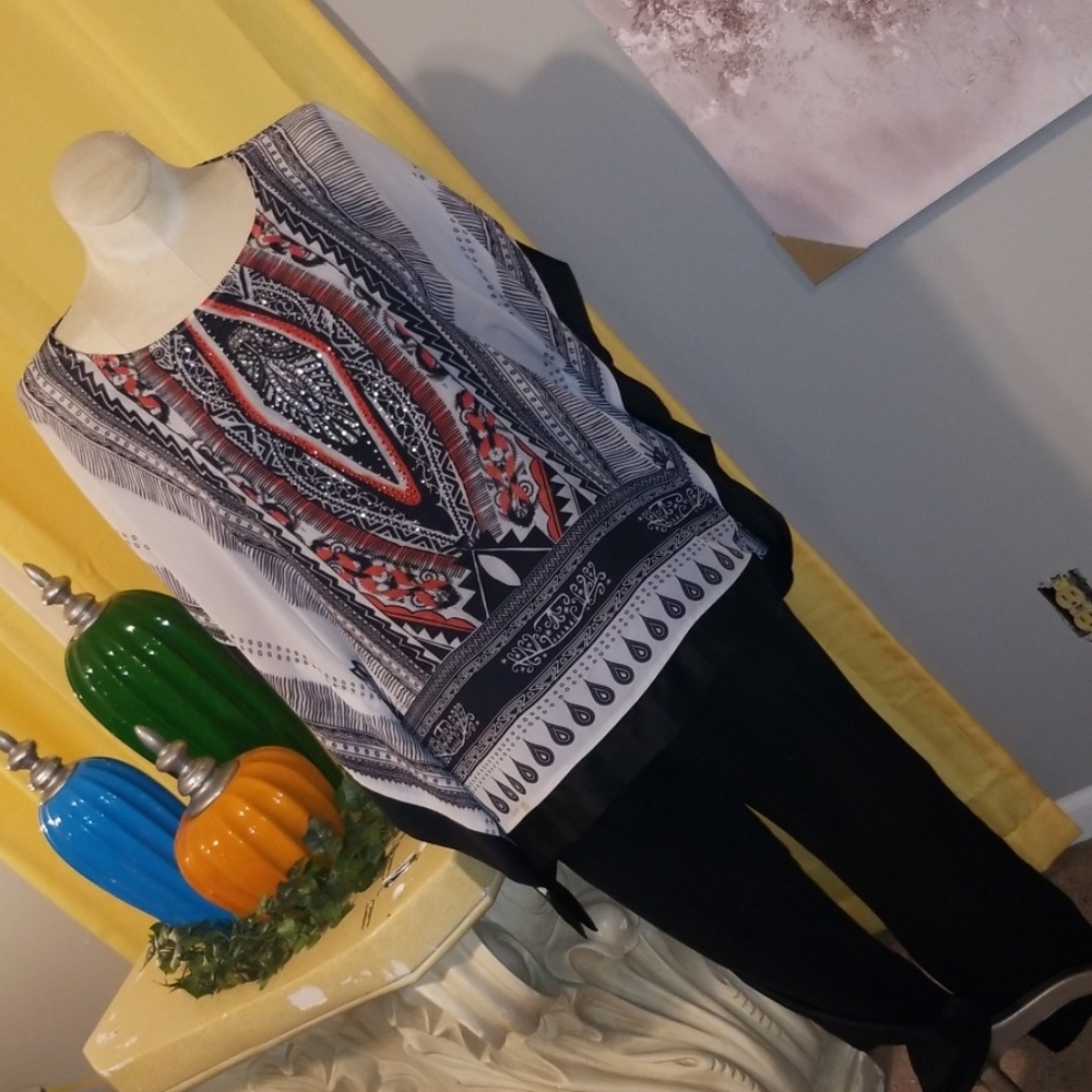 Cato Top. Size 14/16